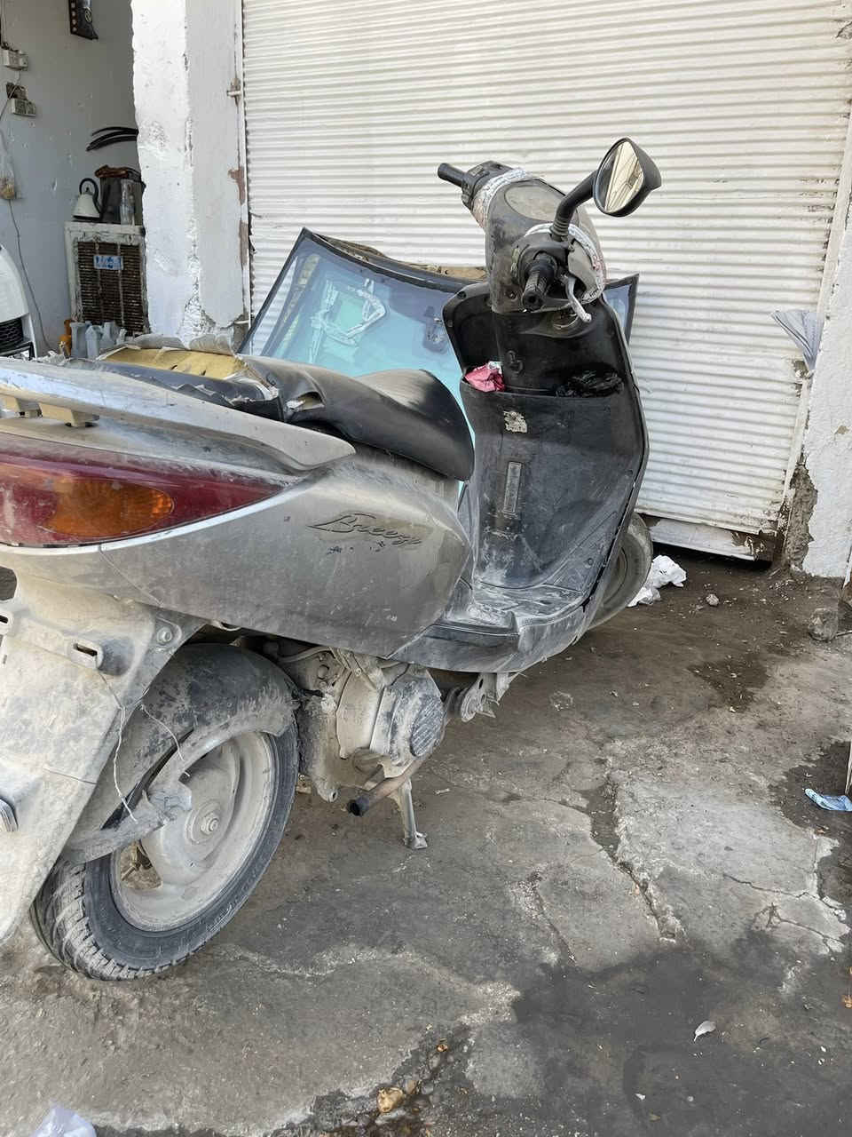 سلام عليكم
بريز شغالة الدراجة سلف وهندر ابيعه كوم حديد بي صالنصة طاكة مكاني بياع *********** ب250
