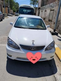كامري 2006  خليجي محرك 20040 اربعه اسلندر  خير من اللة سيارة حلوة مناق...