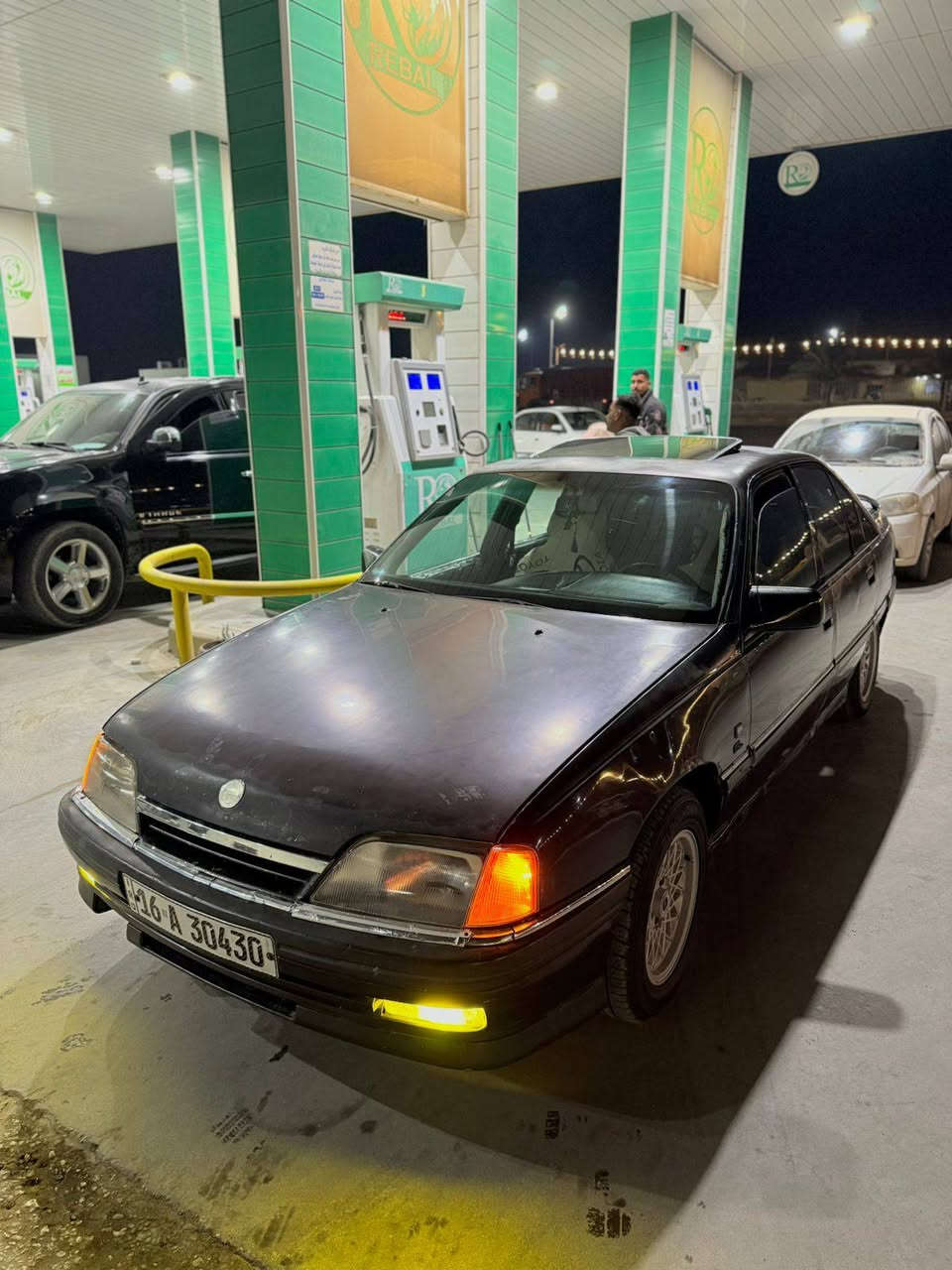 السلام عليكم اوبل اوميكا سياره بلاديه رقم قادسيه الجديد بسمي مكينه ملكه 3000كيرعادي سوبرنمره طويله سياره جاهزه وخيرمن الله السعر 38وبيه مجال قليل ***********
