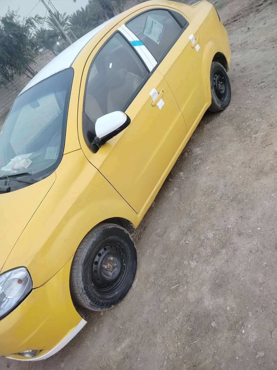 سلام عليكم للبيع سياره افيو موديل 2007 كشر مكفول مكينه وحداديه وكير ودواخل كهربائيات كلها شغاله سنويه ما منتهيه بسمي مصفره هيئه وغرامات داور شوكت ما يعجبك والله سياره جاهزه خير من الله سعر 43 رقم موبايل *********** رقم قادسيه بسمي
