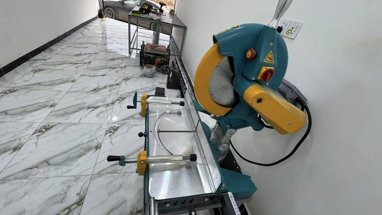 كتر حجم 400 تركي حديد غير مستخدم نهائيا متواجد فقط على الواتساب ***********
