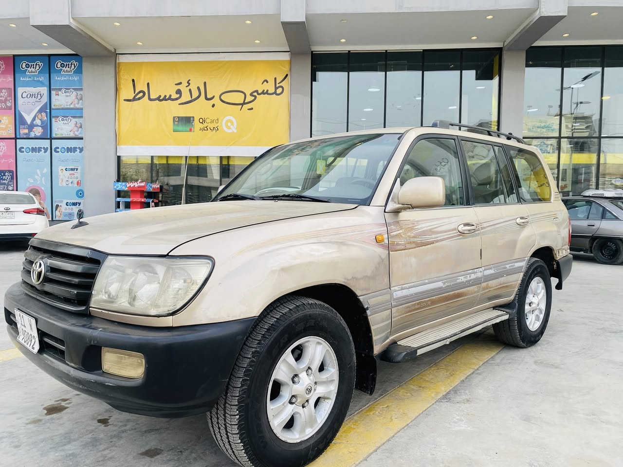 السلام عليكم لاندكروزموديل 2004 مكينه 6 سلندر فتحه دبل تانكي كير مكينه مكفولات الكشر شوفة عينك جاملغ واحد صبغ بدون دواخل تخم تاير صدر حلو سياره حلوه وناعمه بالمشي رقم الماني دولي باسمي عارضه 120 مكاني بغداد الحريه دور نواب ضباط ***********
