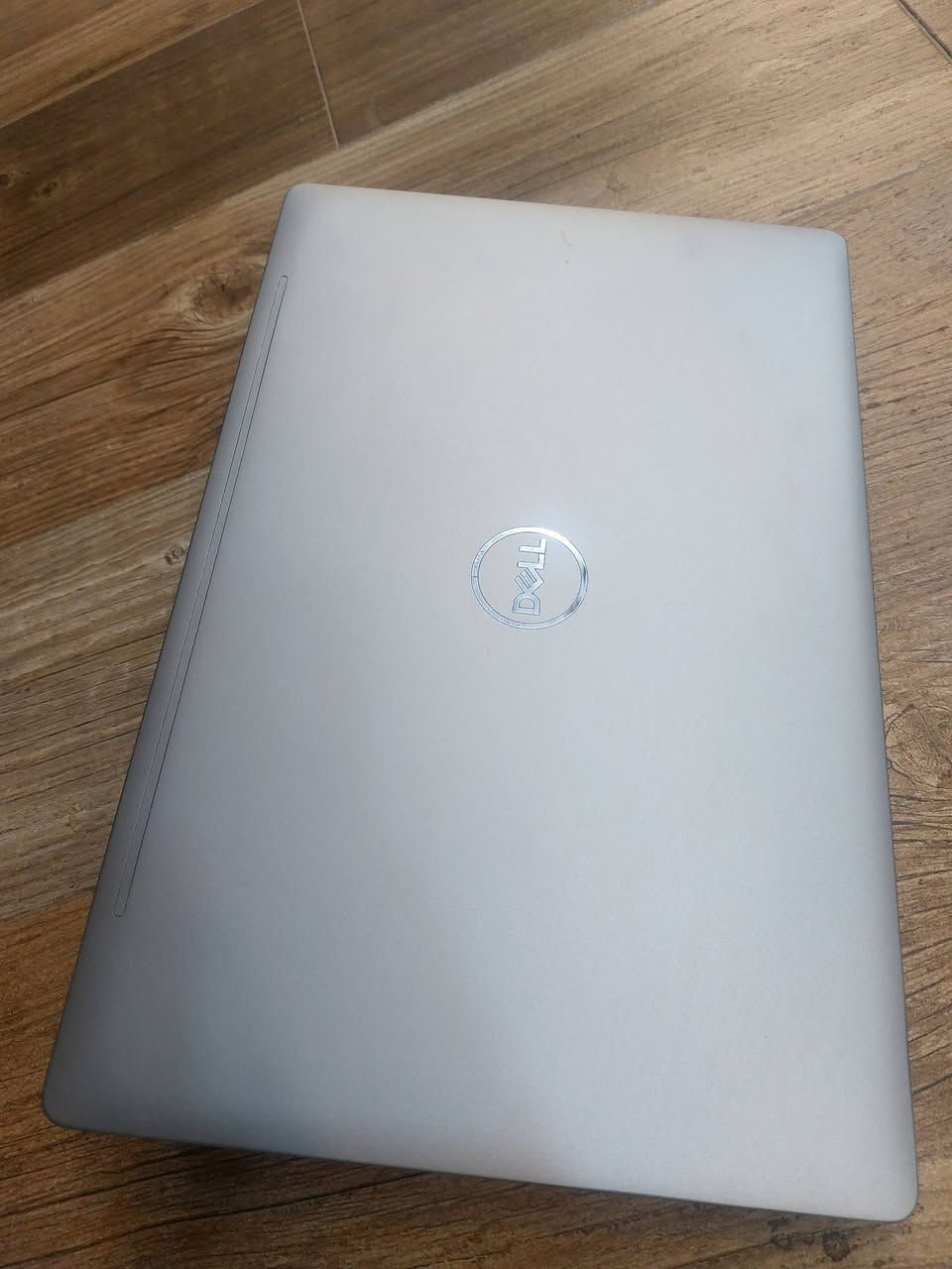لابتوب Dell Latitude 5511 Ci7H
بمواصفات عالية معالج قوي مناسب للبرامج الهندسية والتصاميم والأمن السيبراني والبرامج المكتبية والحسابية  .
بسعر 440 الف دينار عراقي Ram 16GB 
بسعر 390 الف دينار عراقي    Ram 8GB

Cpu Ci7-10850H 2.7ghz
حرف المعالج H جيل الحادي العاشر   
Hard 512GB nvme قابل للتطوير 
15.6 screen 1920x1080 FHD
Back-light Ar-En ضوئي 
Charger dell شاحن اصلي 
يمكن للزبون فحص اللابتوب وتشغيله والتأكد من المواصفات قبل الاستلام  اللابتوب.
نسبة النظافة 95%
ضمان لمدة خمسة أيام للفحص في حالة وجود خلل مصنعي تستبدل بنفس الموديل حصرا 
عنوان المكتب بغداد شارع الصناعة مجمع الرياش مكتب اليسر للتواصل والحجز ***********
