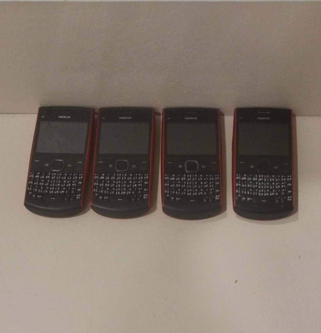 موبايلات للبيع شلعه وحده سعر كل جهازين 35 الف الاجهزه كولها شغاله تنباع شلع رجأ لحد يراسل على مفرد


**إذا كنت صاحب هذا الإعلان وتريد حذفه لأي سبب، رجاءا أرسل رسالة إلى الدعم الفني**