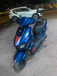 سكنس ام عيون • شحن • ٦ بطاريات