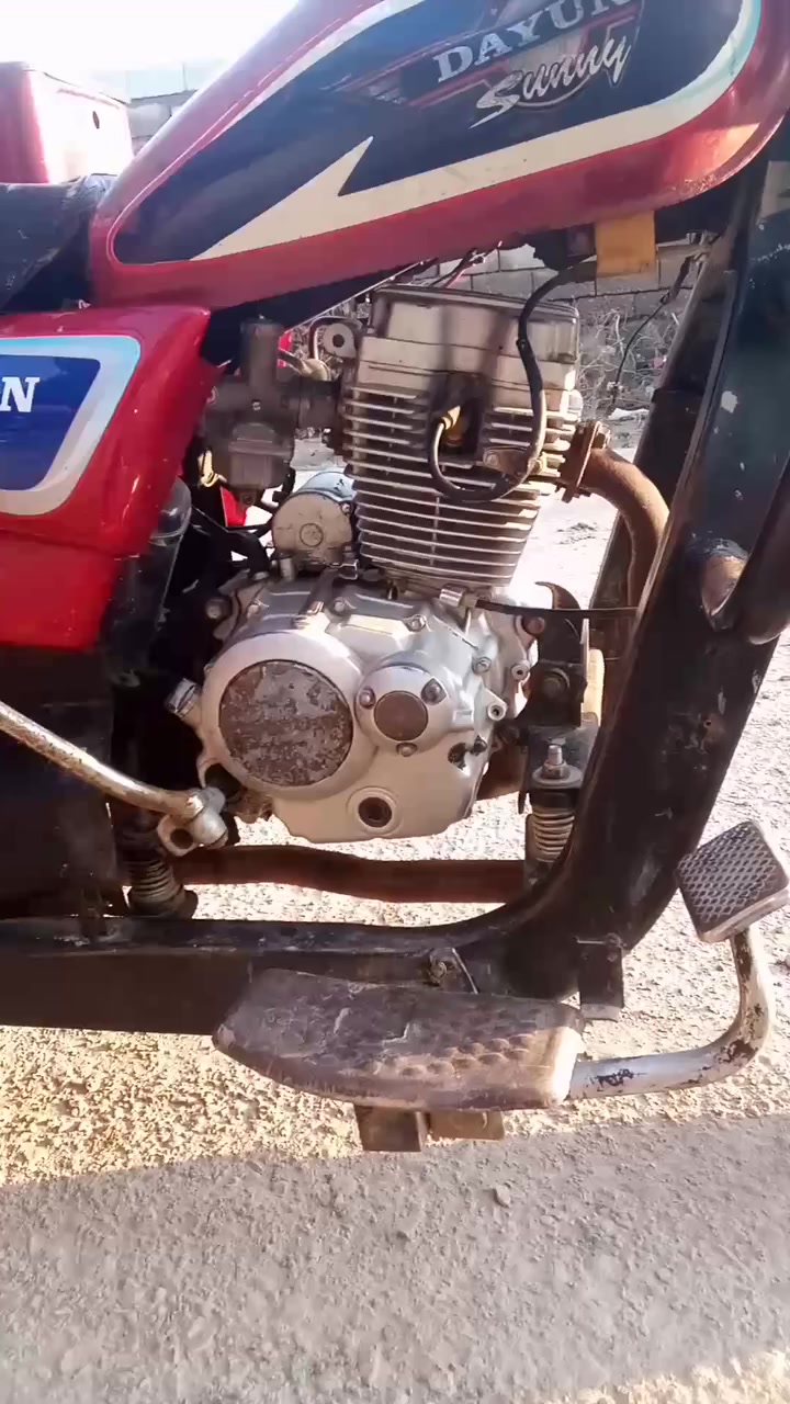 ستوته دايوان موديل 17 محرك 24 جديد اوراق اصوليه مكمرگه كبل لترقيم تخم تاير جوبلس جديد بريك بالمكان فلنجات وشفتات جدد بدي بلادي مملعوب بي ولا بي خياس فرشه نضيفه ستوته كهربائيات كله شغاله سلف هندر عدا الباتري وكف عندي عوزه فقط باتري الشراي يتصل فقط مكان واسط الحفريه السعر  950 وبيه مجال حق الجيه فقط الشراي يخابرني غير متواجد خاص ***********
