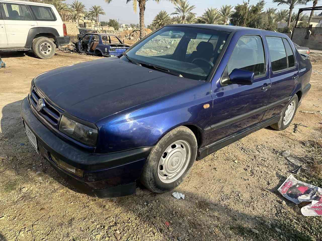 كولف فنتو 
موديل ١٩٩٤
صدر امامي خلفي جديد 
تبريد تدفئة شغال 
محرك كير جدد كير عادي 
كهربائيات شغالة كلهة جديدة 
بيهة طخة بل جاملغ الخلفي مبينة بل صور 
رقم بغداد شرط التحويل 
مكاني بغداد البياع 
السعر ٣٧ بيهة مجال
***********
