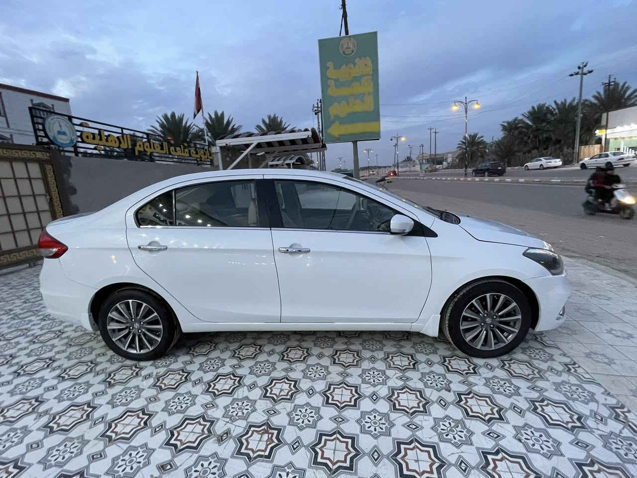 السلام عليكم
للبيع ساوزوكي موديل 2022

السياره  رقم معوقين رقم مثنى رقم جديد 

اسوي وكالة عامه للمشتري 

السيارة جديدة بدون اي نقص 

مواصفات :

جلد 

بصمه

والموصفات البقيه المعروفه بيه ربع دعاميه صبغ فقط 

السعر112

للاتصال : 📞***********

مكان السيارة  محافظة المثنى💐💐💐
