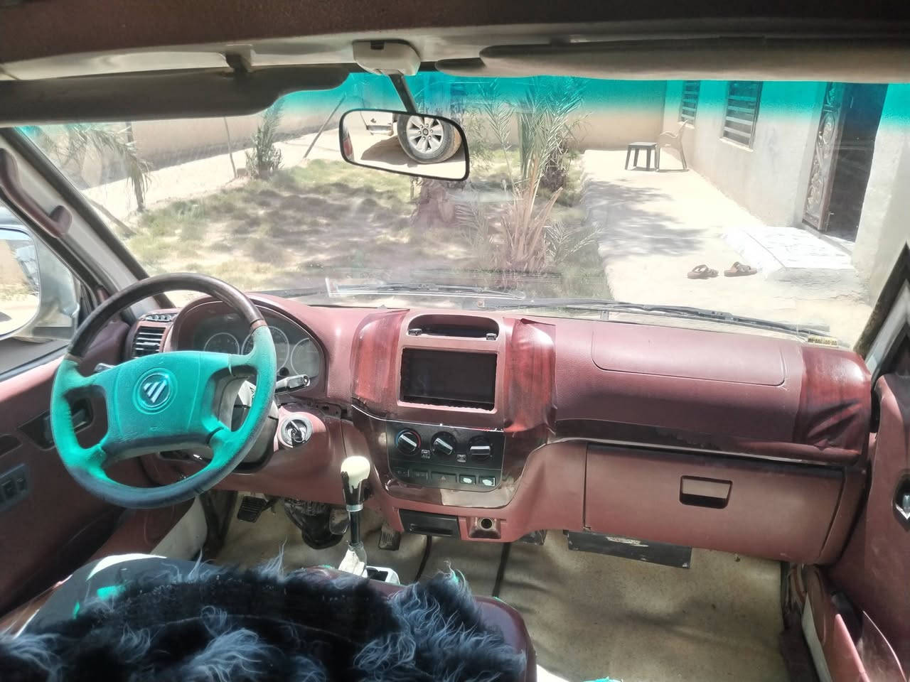 البيع فتون موديل 2014 حر تحويل مباشر
السياره جاهزه مكينه وكير وحداديه وتخم تاير جدد
السياره كفاله عامه ماعده شويه بل ربع الخلفي يم تاير العبري والباقي كفاله
مكينه وكير جدد بلاديه
رقم كربلاء ألماني بسمي تحويل مباشر سنويه 2027 مصفر هيه وغرامه ألف ماعليه
السعر 75 وبيه مجال الشراي
العنوان طريق كربلاء نجف عامود 250
رقم الهاتف ***********
اي استفسار اتصل على الرقم وبيك خير وتدلل
اعتذر عن المراوس فقط بيع
