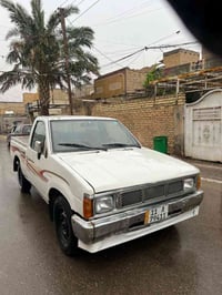 نيسان ٩٠ بغداد انكيزي بسمي جاهزة السعر ٣٩ وبيها مجال بسيط ت ٠٧٨٠٨٠٤٠٧١...