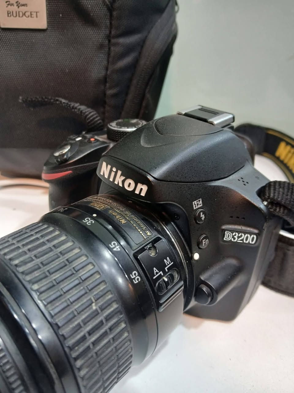 نيكون d3200 شتر 9000 جديده لوك 
نضيفه للبيع كامل ملحقات 
260 الف وبيه مجال بسيط متوفر التوصيل


**إذا كنت صاحب هذا الإعلان وتريد حذفه لأي سبب، رجاءا أرسل رسالة إلى الدعم الفني**