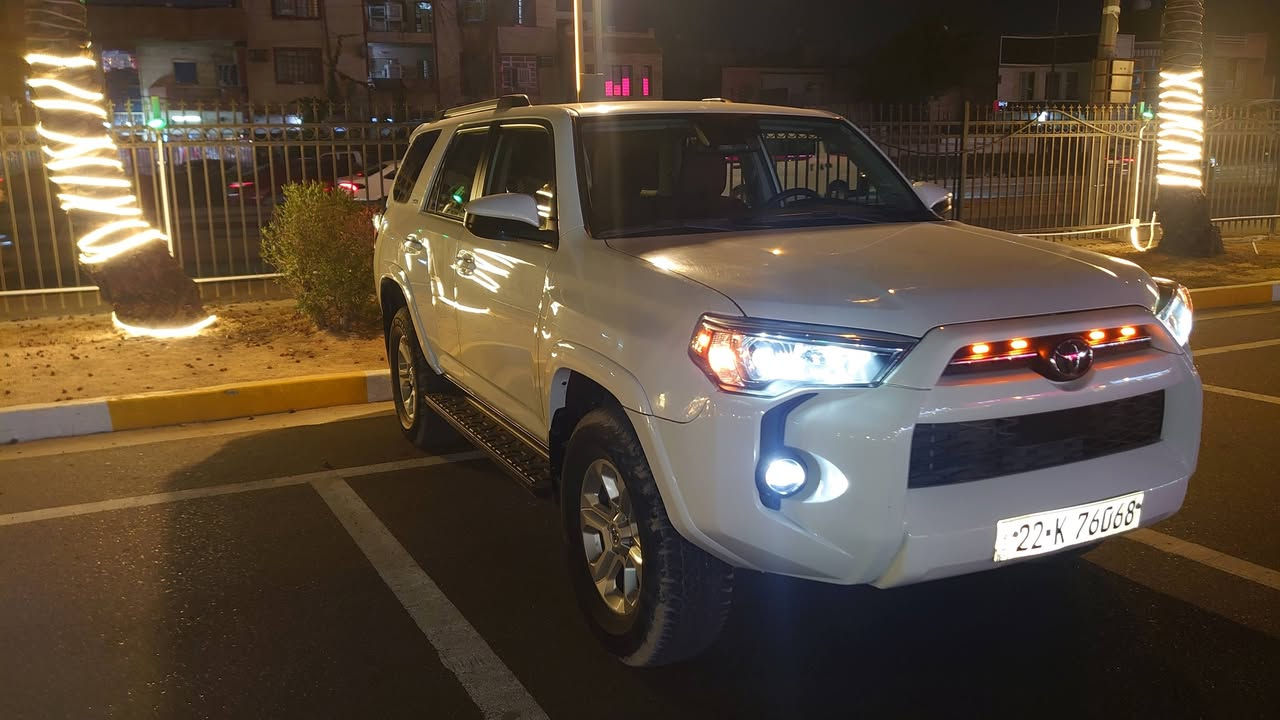 TOYOTA  4RUNNER   2021SR5 
~ تويوتا 4 رنر  
~ وارد أمريكا  
~ موديل 2021
~ محرك 6 سلندر  / V6 
~ دبل أكسلة  4WD 
~ مواصفات SR5 
~ شاشة كبير  
~ كاميرا 
~ كشن جلدة كهربائية 
~ ويل كب كرومة 
~ حجم تايرات ١٧
~ 5راكب 
~ ماشي47 ميل 
~ إيرباگات راجع  سستم 
حادث جاملغ ايمن راجع بارد فقط تكحيل
السعر 305
‏الدورة ***********
 الاستفسار عن طريق الاتصال او واتساب
