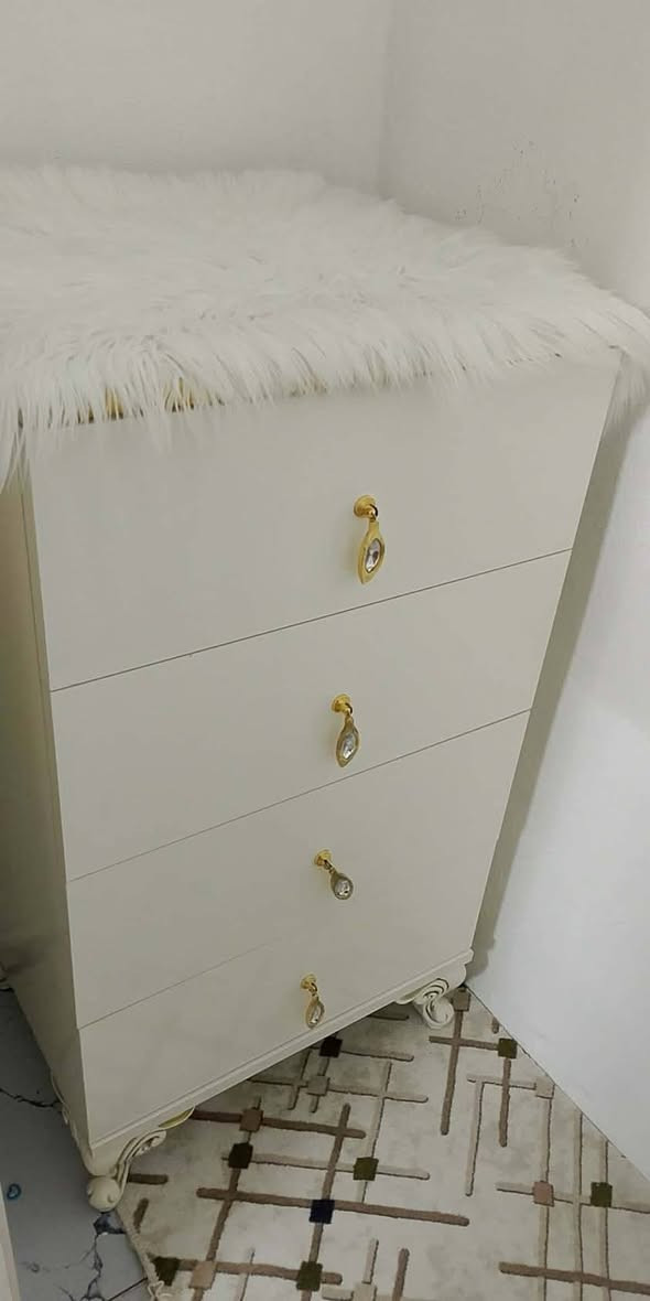 السلام عليكم غرفه نوم تركي 7قطع نضيفه حيل مكاني حي العربي سعر 400ومجال ***********وتساب
