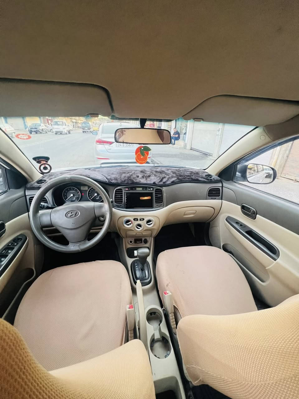 السلام عليكم 👋 
اكسنت دبدوب 🚗 وارد كوري 
موديل 2011 رقم أربيل جديد 
بدون كاربون بانزين ⛽ شرط التحويل 
محرك 16 محرك وكير شرط 👋 
تبريد ثلج 🥶 طخم تاير امامي خلفي جديد 
📢 بدون ضرر شرط ولاصبغ فقط ملاحظات بارد 
🛑#السعر100 وبيها مجال 
رقم الهاتف ***********
بي واتساب
