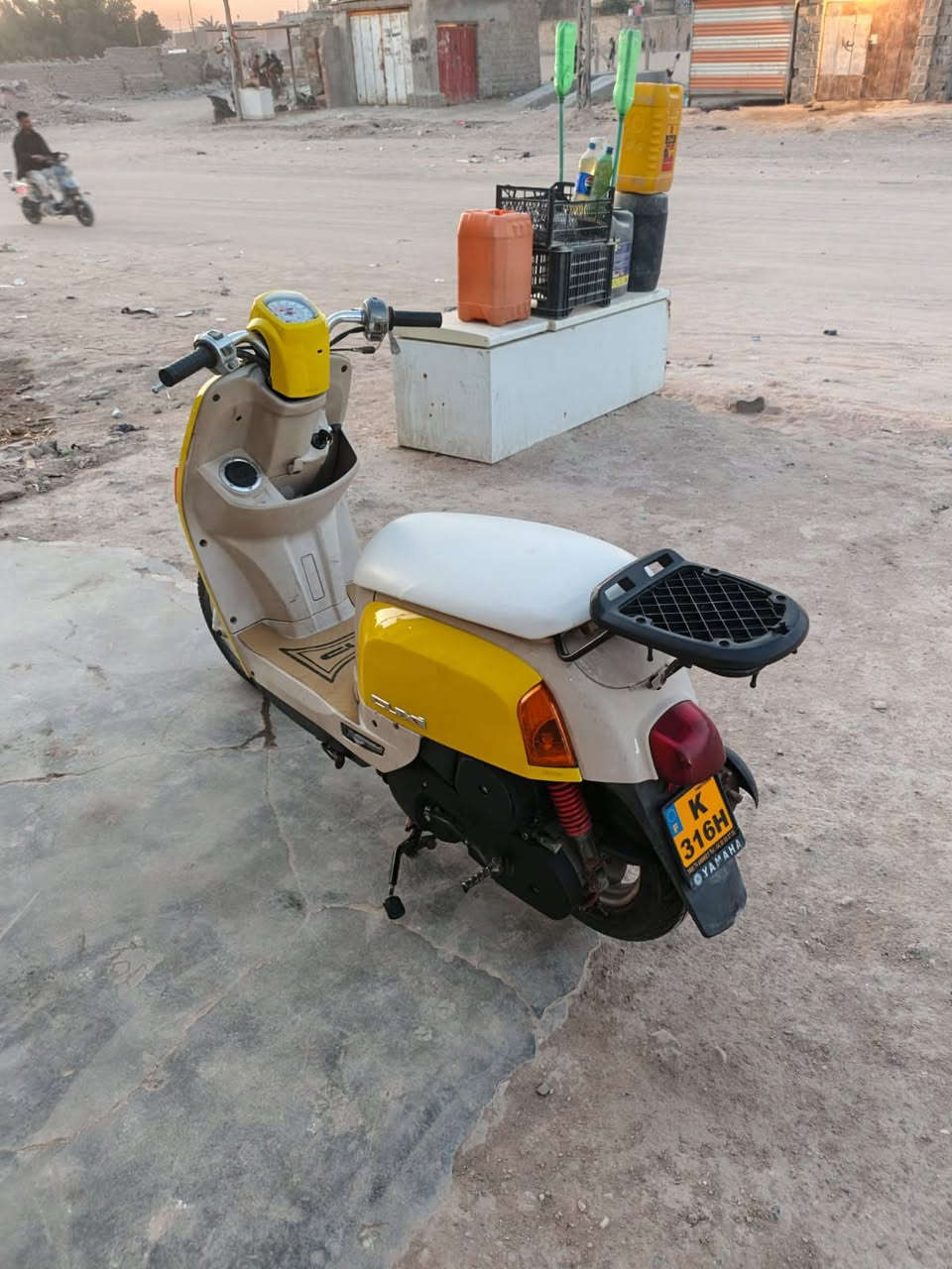 ماكس بوليسي
مديل ٢٠١٠
لون اصفر دواخل كريمي شغاله سلف وهندر فول ومكفول لايت سطاب هورن اشاير عداد بريك اماني خلفي كله شغال مبدل كابريتر فقط
عنوان البصرة الزبير حي المعلمين
رايدها بمليون و٥٠ الف بيها مجال قليل
ما يعجبك اعبر المنشور
***********
