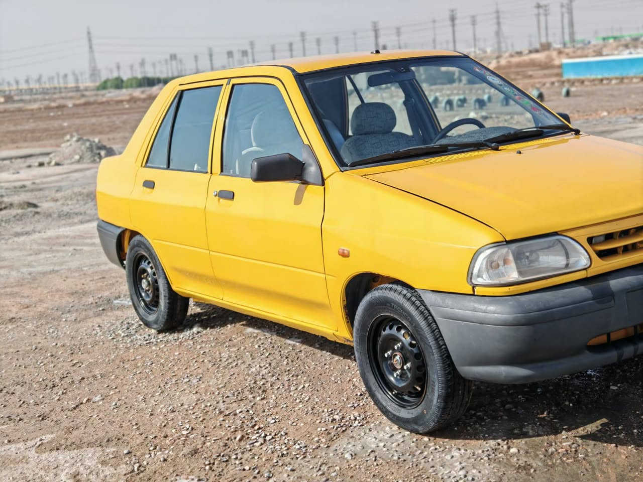 سلام عليكم سايبه مديل 15 سنويه ل 27 مصفره هيئه وغرامات كير ومكينه شرط حداديه جديده تخم تاير جديد تبريد شغال كهرباىيات كله شغاله سعر 35 عنوانه بصره الزبير للعلم مكلف بنشر ***********
