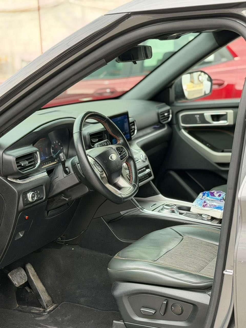 Ford Explorer  Timberline 2022 | فئة الأوف رود الخاصة 🇺🇸
  تاريخ الصنع 2022/5
حادثها حلو 
رقم سليمانية 
مكان بغداد 
مواصفات Timberlin
محرك 2.3 تيربو 
كير 10 نمر 
موادت قيادة / عادي/ اقتصادي سبورت رياضي/ سحب القطر / الطرق الزلقة / الطرق الوعرة والرمال / الثلج العميق بفضل نظام الدفع الرباعي الذكي 
لون  نفطي
شاشة جبيرة 
كامرات ٣٦٠ درجه 
حساس  خلفي 
رادار امامي
بصمةوبصمة ابواب 
تشغيل عن بعد 
كود بيبان 
كشنات كهرباء
كشنات هيتر 
استيرن هيتر 
تبريد3 قطع  
كيج الكتروني 
صندوق شفط 
لايت و بگلايت ليد 
 كشنات VIP سياحي 
داخل السيارة زيتوني بلاد 
فور ويل 
اطفاء ذاتي 
السيارة كلش جديدة و حلوة بلواقع هم 
كير و مكينة كله ابشرط بدون اي خلل السعر 26$ الرقم ***********
