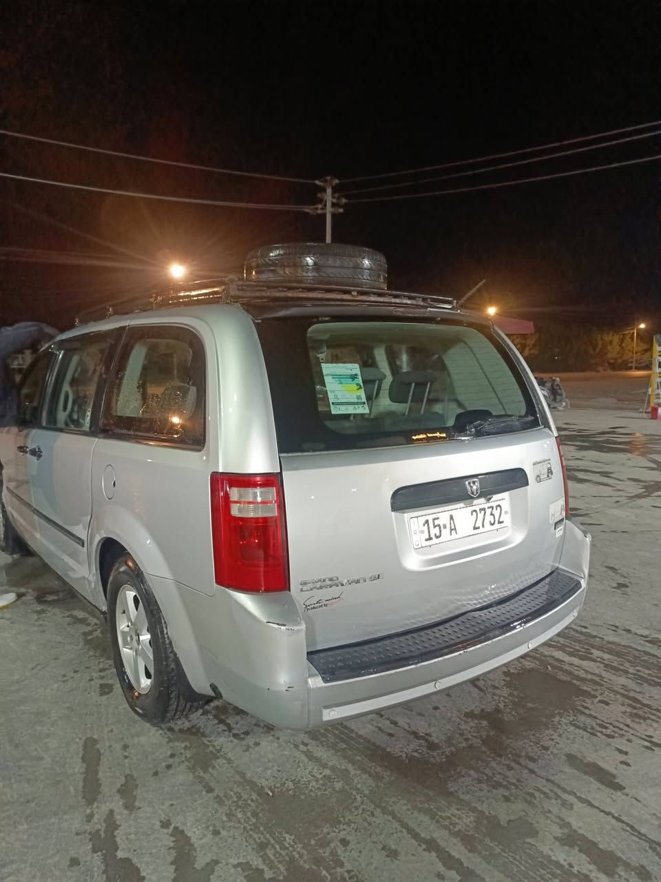 السلام عليكم  دوج كرفان موديل 2008 باسمي رقم انبار مكينه 3300 بيه منظومه غاز سياره نضيفه وعله ايدي صدر امامي خلفي كله نظيف بيه حادث جاملغ وبنيد بدون دواخل وبيه سونار والي ياخذه هم خلي ياخذ سونار رقم موبايل/***********
*********** السعر s110
اخوكم ماهر ابو عبير 
العنوان بابل المسيب
