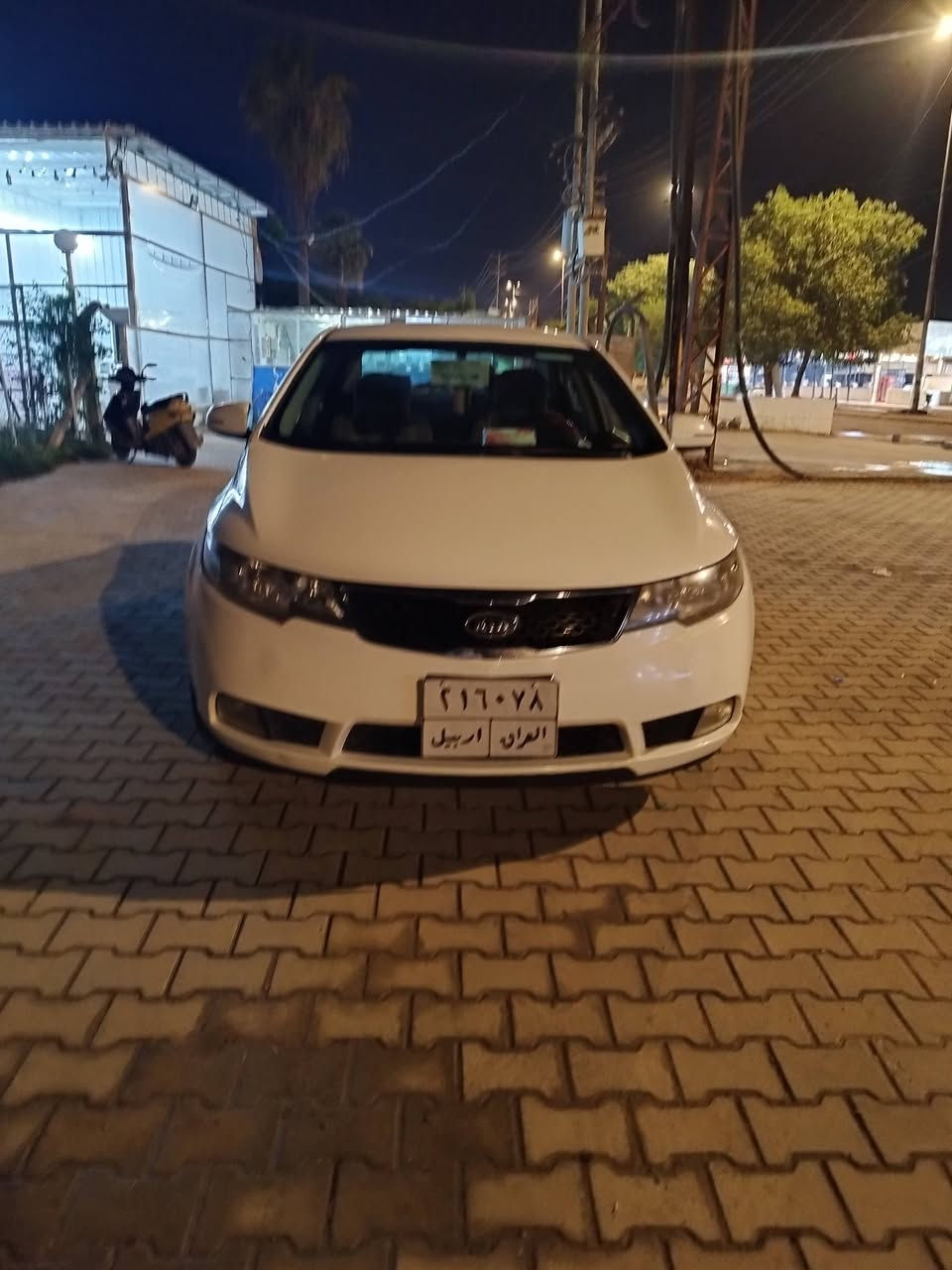 سيراتو ٢٠١٢ بيه باب الخلفي تبديل اثر شخص رجع عليه وأنه بدلته فقط وجنطه مبدله وجاملغ الخلفي معدل عالبارد فقط مكفوله من الصبغ سياره نصبه حلوه نضيفه عله ايدي مكان نجف كوفه . السعر 105 وبيه مجال رقم اربيل باسم كردي .. للاستفسار 

***********
واتساب موجود
