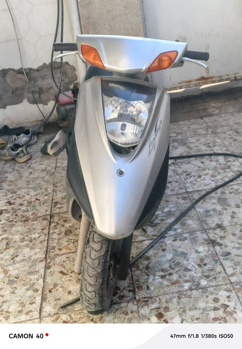 سلام عليكم دراجه للبيع بريز نضيفه نكر سلف وهندر ناعمه خير من الله شراي *********** مكان بغداد الحسينيه مال الراشديه
