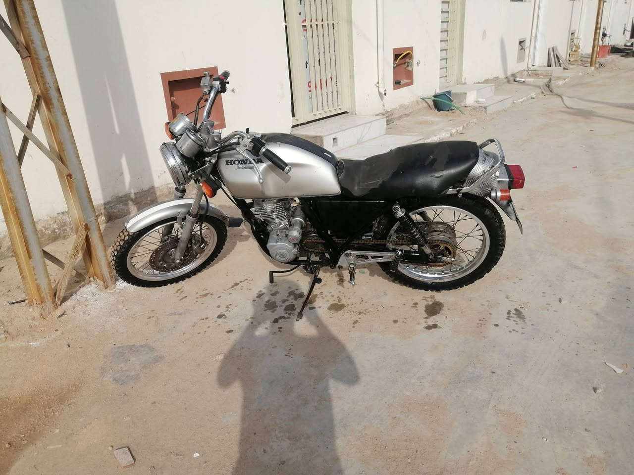 دراجه هونده محرك جمره كهربائيات كله شغاله محرك مفتوح مكفوله من السرقه ويل وتاير MZالدراجه مال جناي ابو عمل السعر 275وبيه مجال حق الجيه


**إذا كنت صاحب هذا الإعلان وتريد حذفه لأي سبب، رجاءا أرسل رسالة إلى الدعم الفني**