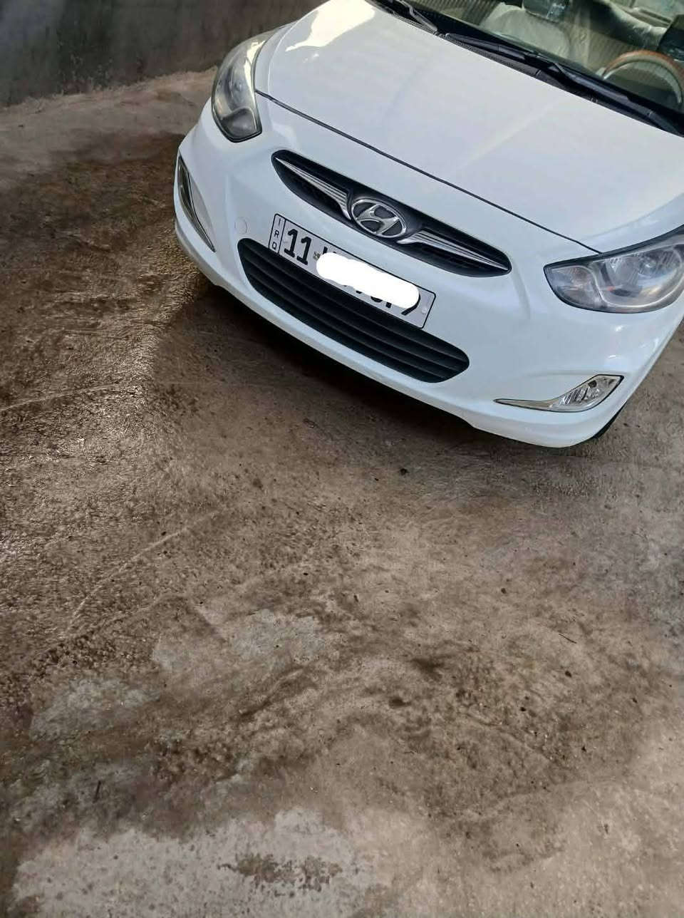 السلام عليكم هونداي اكسنت  خليجي  موديل ١٥ فول واحد ع واحد مكينه ١٦٠٠ دبل قطره تخم تاير حدايده وباتري جديد تبريد ثلج السونار مرفق  رقم بغداد نكليزي بسمي  الشراي يتصل ما متواجد ع الفيس السعر ١١٠ وبيه مجال حك جيه ***********
