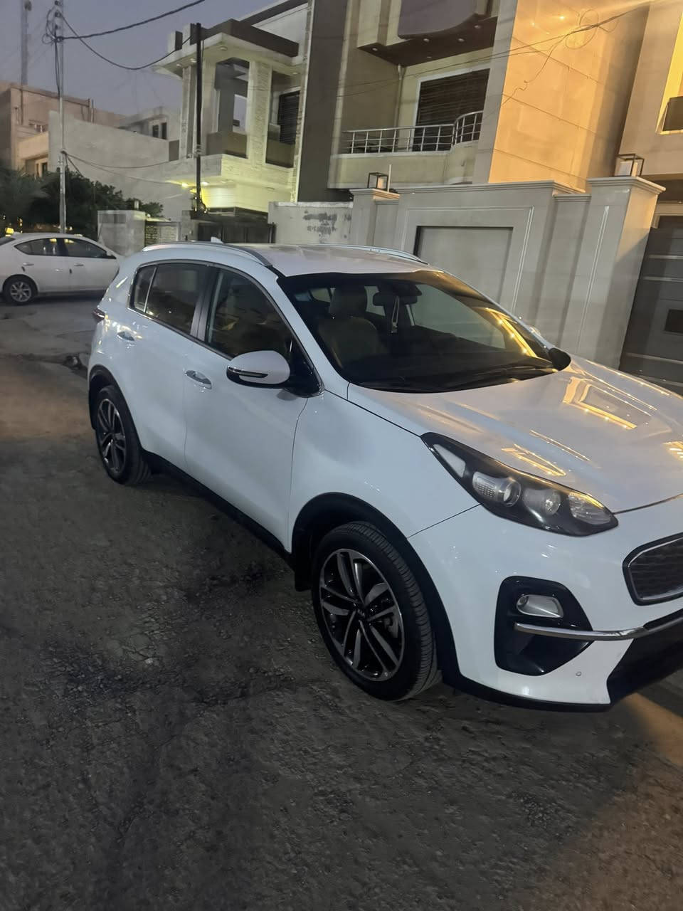 السلام عليكم سبورتج 2020 الدوليه ماشية 99 السعر 195 ورقه قفل بغداد حي الخضراء موبايل ***********
