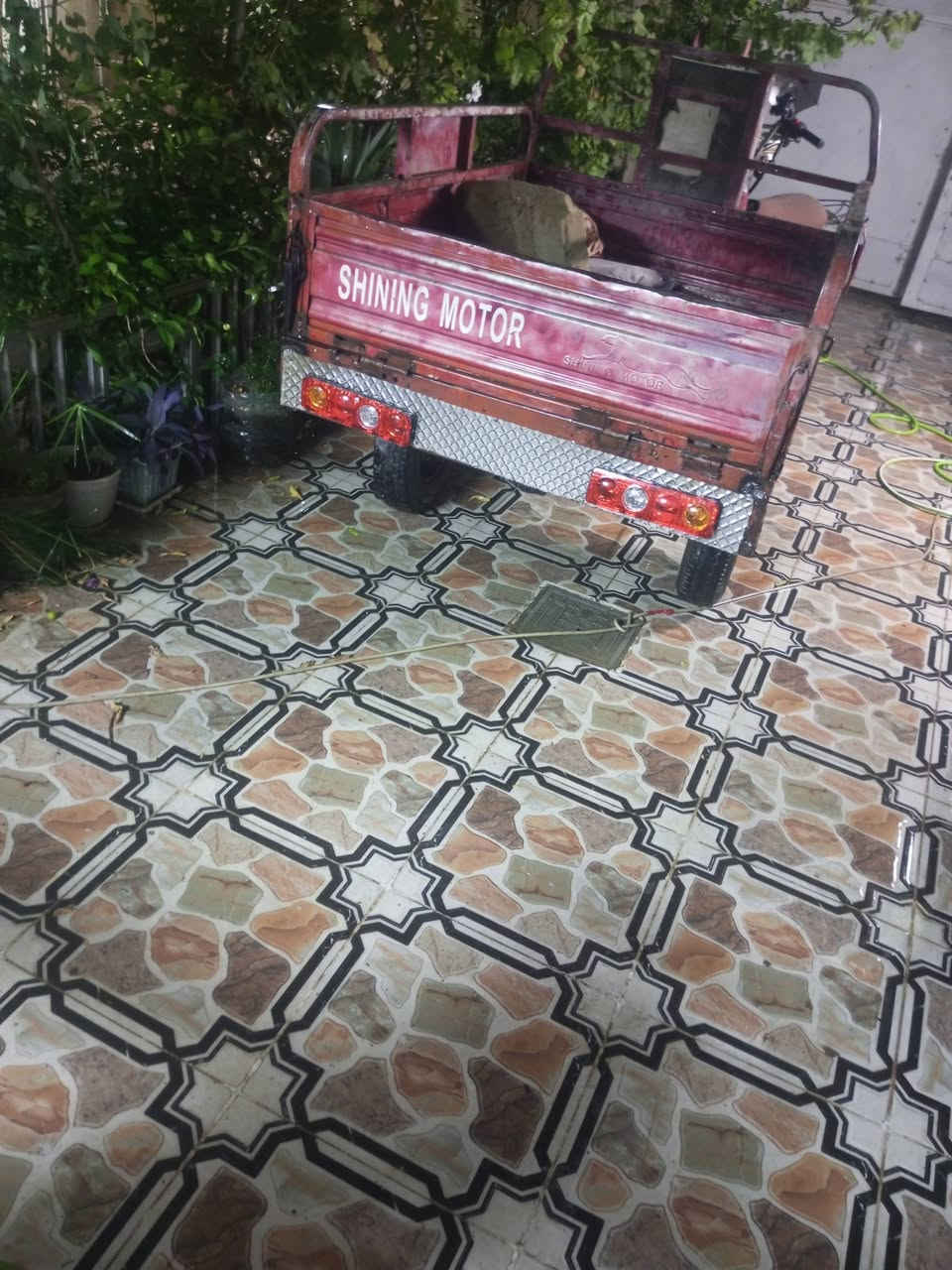 ستوته للبيع كهربائيات ظفيره باتري كلها جديد نكره سلف محرك كبس 22 خير من الله موديل 16 ركبه ملحومه السعر 650.       ***********
