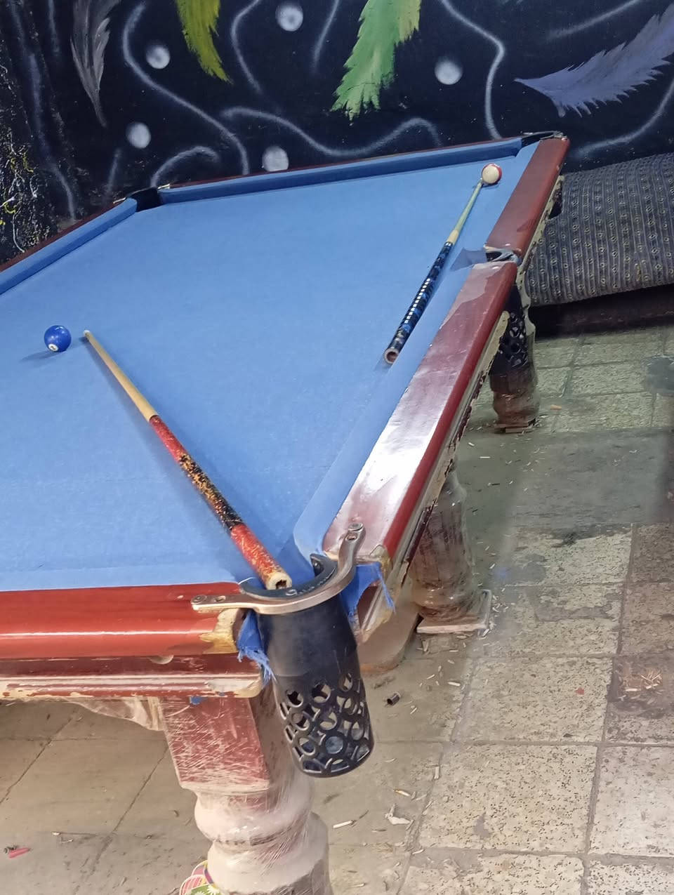 سلام عليكم شباب ميز عراقي نضافه80بلميه المكان بغداد حي الجهاد ***********
