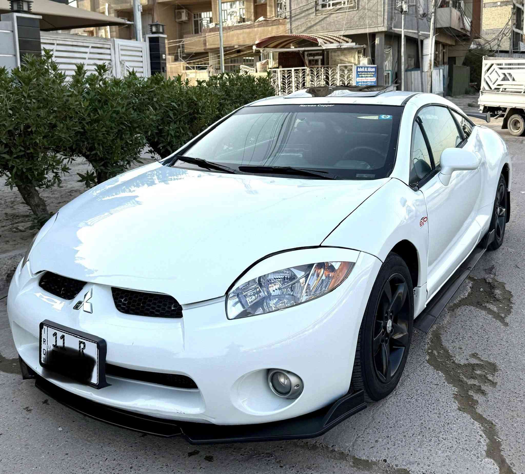 السلام عليكم 

للبيع او مراوس حسب القناعه 💯

مسيوبشي كلبس  ✅
موديل ٢٠٠٩ ✅
محرك ٤ سلندر ٢٤٠٠ نظيف   ✅
لون ابيض   ✅
صدر امامي نظيف✅
 صدر خلفي نظيف  ✅
سستم صوت ✅
كشنات مخمل  ✅
كير اوتو نظيف   ✅
بجم زنون ✅
لايتات عدسه✅
شاشه وكاميرا ✅

عليها إضافات:
لحيه إماميه 
دوسات جانبيه
سبويلر خلفي 

السياره حلوه  بالحقيقه احلى من الصور ترايها حلو والحمد لله وأي نقص بيها أنزله من سعرها  

السياره أمريكي  حادث جاملغ امامي ومصبوغه تجديد لون عام .

رقمً بغداد إنكليزي سنويه جديده هزه جديده باسمي شرط التحويل  .

مكاني بغداد الاعظميه .

السعربالنسبه لهيج نظافه مناسب ((٦٨ ورقه )) وبيها مجال حك الجيه وأي نقص بيها أنزله من سعرها   .

***********

أ.مروان النعيمي 

صلي ع نبيك 💯
