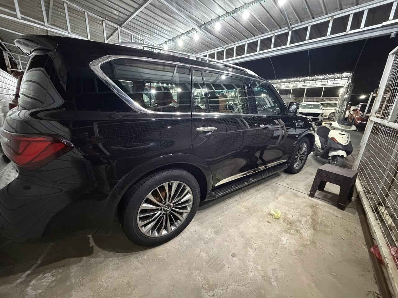 السلام عليكم عندي انفنتي موديل 2019 خليجية وكالة سور فول مواصفات مكفولة من الصبغ والتبديل السعر 30800 للاتصال ***********
