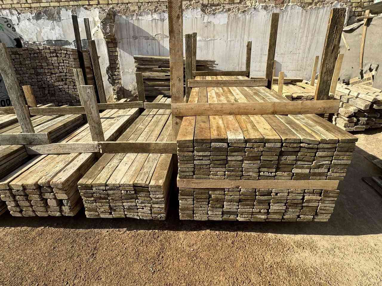 قالب خشب روسي انج تارس نظيف
العدد 7    مكعبات    للبيع

العنوان حله شارع 80 قرب مطعم ثابت 

الهاتف *********** - ***********
