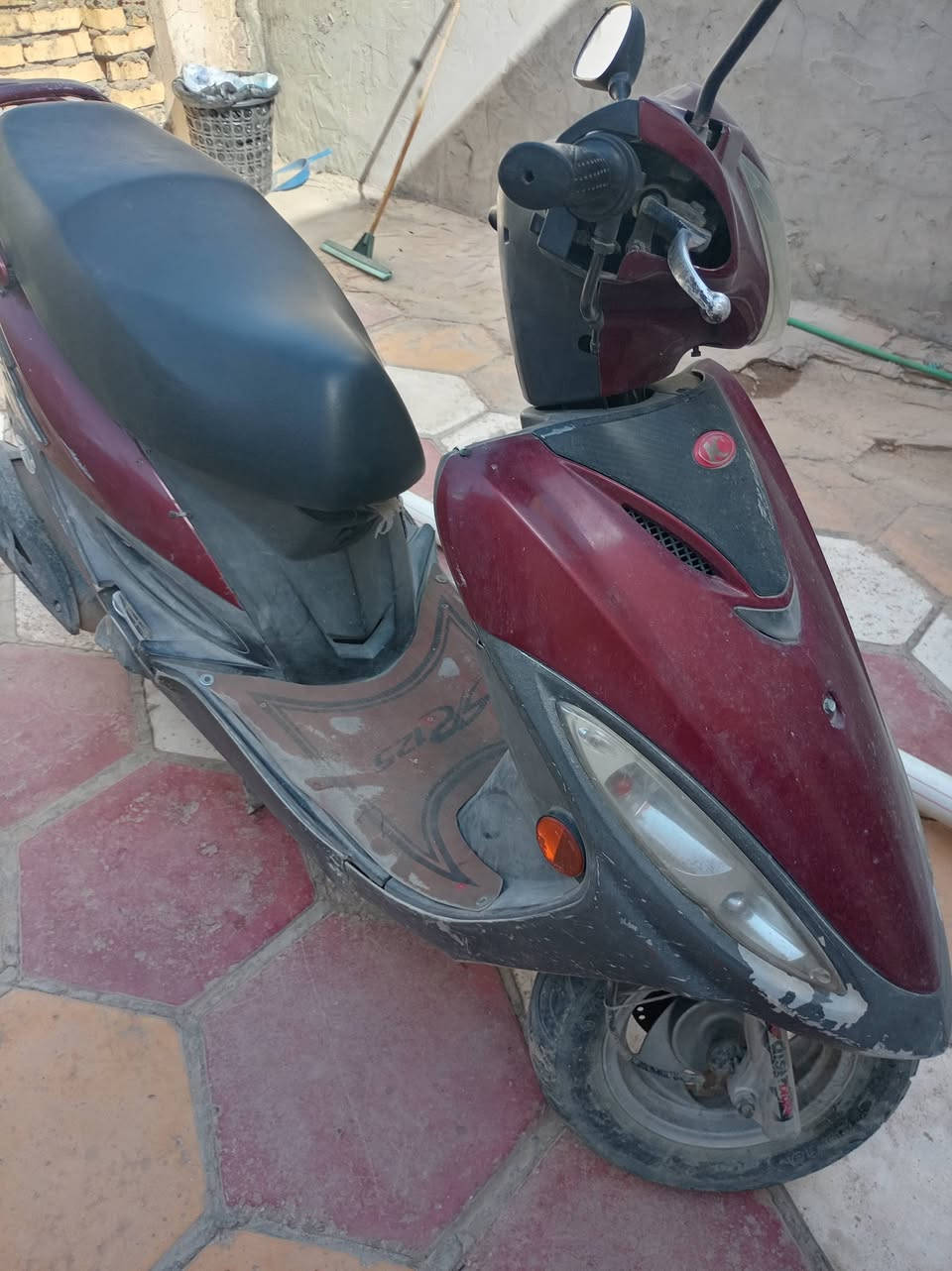 سلام عليكم للبيع جاهزة من كلشي نكرة سلف  قفلها ٥٠٠ رقم الهاتف ***********
