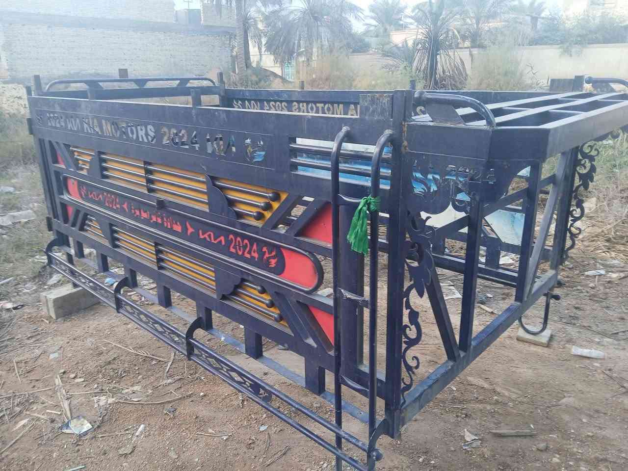 السلام عليكم محجر للبيع مال كيا فحل ارتفاعه متر و١٠ مكاني حله للاستفسار على هذا الرقم ***********
