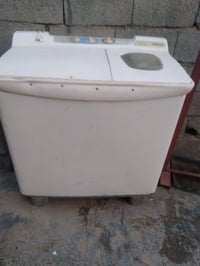 غسالة • للبيع