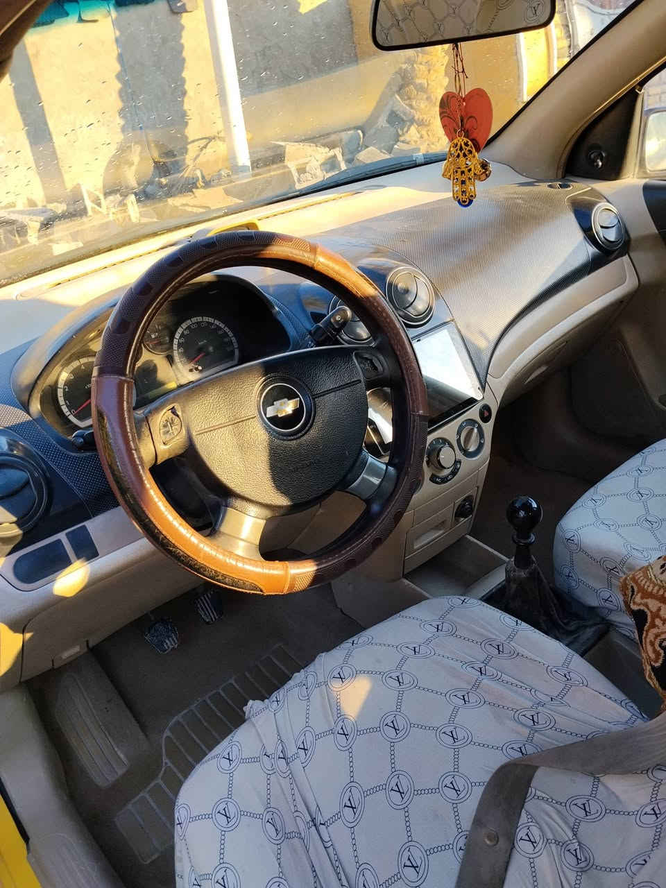 افيو موديل 2010 رقم دولي نجف بسمي مكان السيارة قضاء الشامية السعر 52بية مجال حك  الجية مصفر غرامات مكينه مفتوح سياره خير من الله ***********
