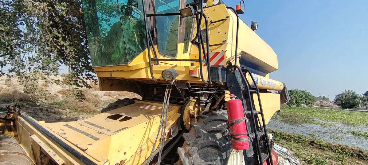 السلام عليكم
حاصوده نيو هولاند للبيع موديل 2009
بأسمي تحويل مباشر مكفوله من كلشي
للتواصل ***********
