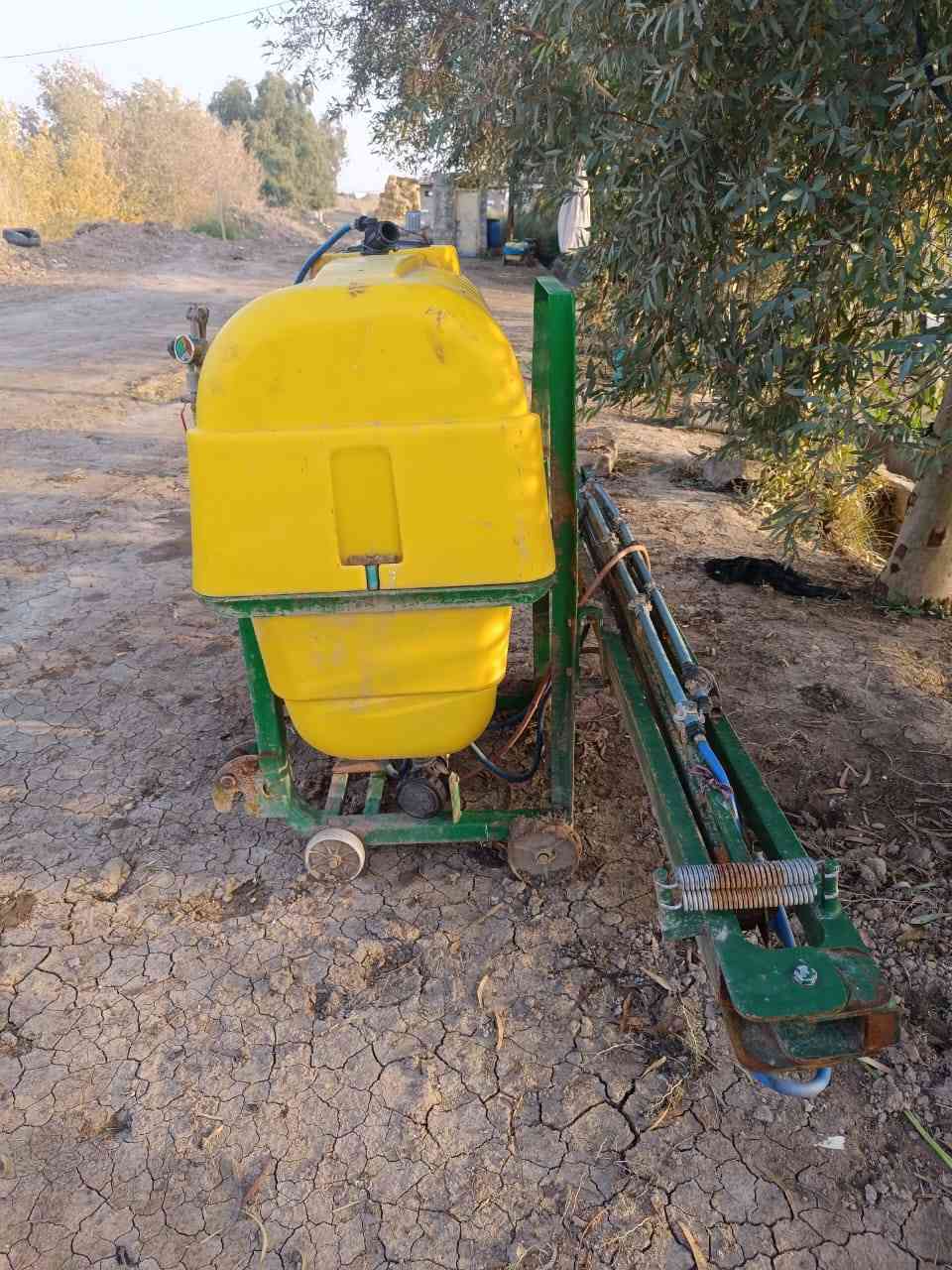 سلام عليكم خوان مرشه للبيع في واسط لأحرار 600 التر استفسار على رقم ***********
