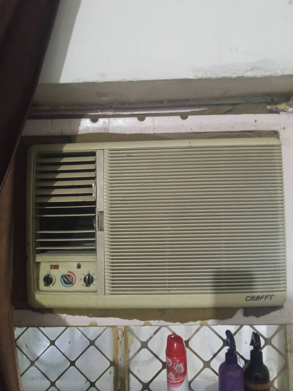 السلام عليكم مكيف كرافت 2 طن للبيع شغال تبريد وتدفئة تجي تفحص وتاخذه السعر 200 الي شراي يتفضل خاص


**إذا كنت صاحب هذا الإعلان وتريد حذفه لأي سبب، رجاءا أرسل رسالة إلى الدعم الفني**