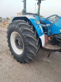 نيو هولند • ٨٠ حصان • النعمانية واسط