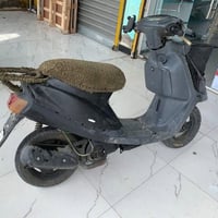 بدون وصف • هاتف مرفق