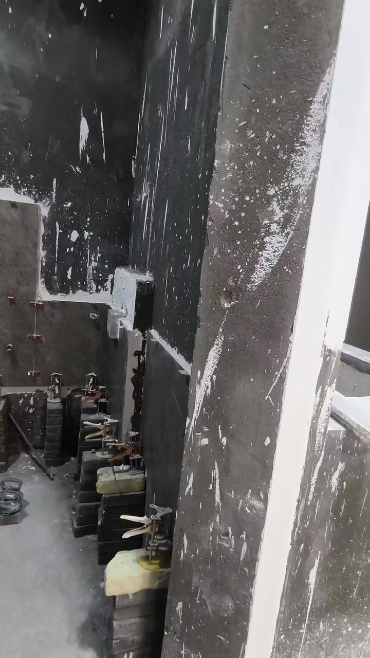 أبو علي العمل جميع انواع السيراميك و البورسلين عمل درجه اولى ستلام مهندس و بسعار مناسبه العمل في البصرة فقط التواصل ***********
