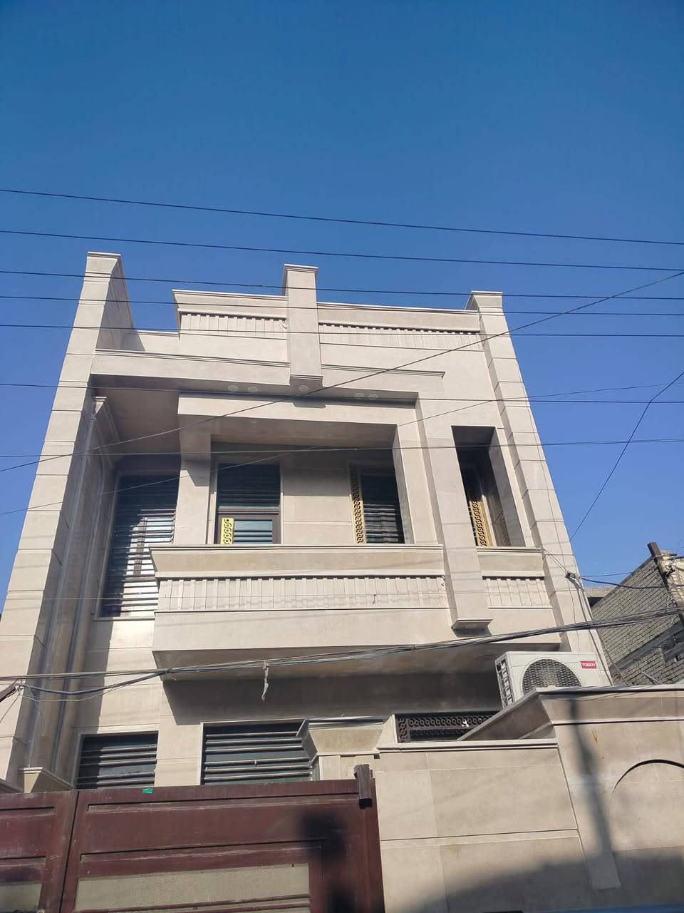 تغليف الواجهات بالمرمر والحجر والفوم التركي وعمل جميع الديكورات الواجهات حسب الطلب  ابو ياسر 
***********
