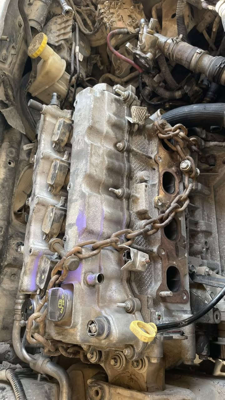 السلام عليكم 
تم تبديل
محرك واذاين
جيب كومبارس
مع تحيات حيدر جيب
***********
***********
