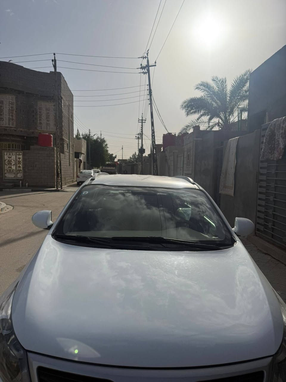 السلام عليك كيه سبورتج 2014 السياره كفاله رقم بصره الدولي السياره حيل جديده ماشيه 88 الف سبيرها مانازل بيها بارد بسيط بلباب محرك وكير كفاله تخم تاير حيداديه مانقصها برغي
مكان السياره البصره الزبير 
سعرها 160 وبيها مجال
***********
