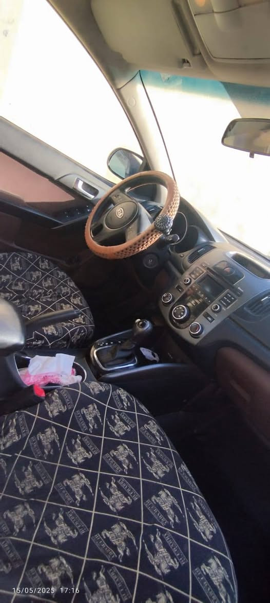 للبيع كيا سيراتو موديل 2012 رقم اربيل سياره مكفوله من الضربة والصبغ والتبديل السعر 105 وبيها مجال قليل مكان النجف للاستفسار اتصل *********** النجف, العراق
