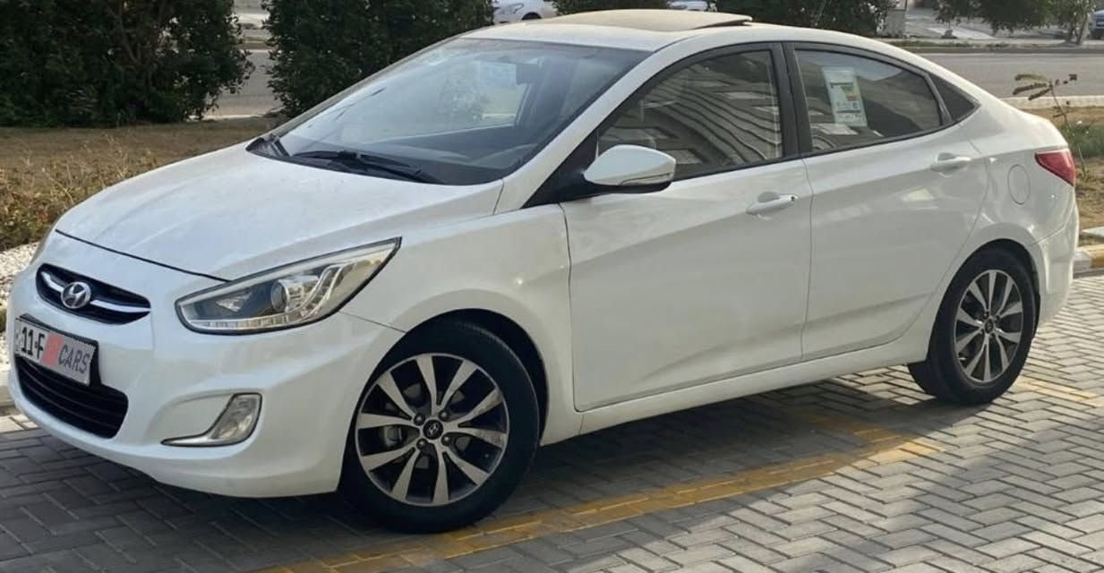 السلام عليكم  اكسنت خليجي بلو 2016 قطعه وحده صبغ السياره فول فقط الجاملغ صبغ سعرها 113 وبيها مجال  عنواني بغداد حي الجهاد للاتصال ***********
