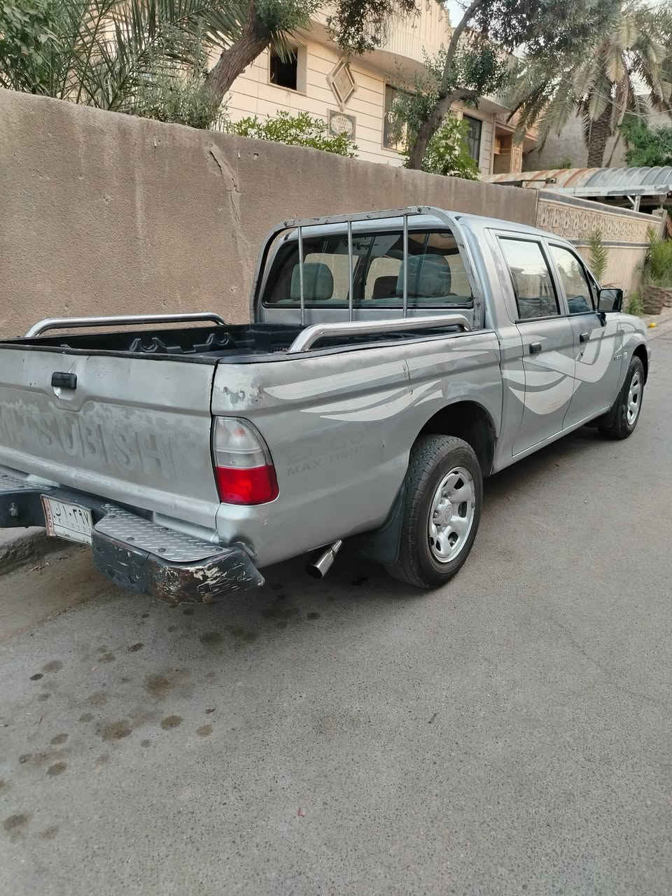 السلام عليكم بيكم مسيوبيشي2003 بانزين سيارة جاهزة مكينة كير تخم تاير صدر تبريد شغال المكان بغداد السعر 80 ورقة وبيهة مجال الرقم ***********
