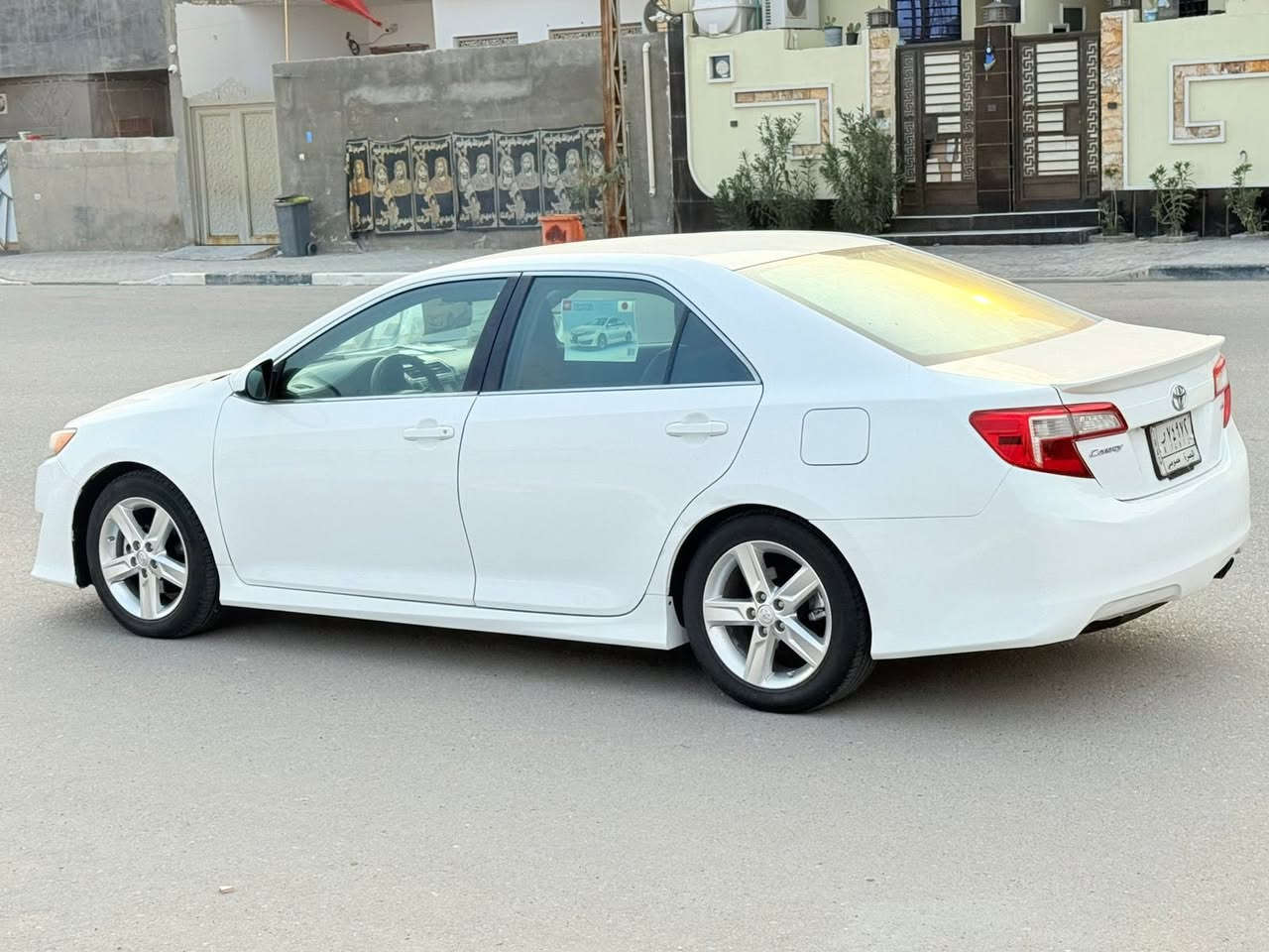 كامري 2014 ماشيه 88 كم  حقيقي 
وارد أمريكي جاملغ وبنيد باقي مكفول 
رقم بصره سنويه جديده 2028 
سياره ستخدام شخصي جديده جدا 
الاستفسار 
سعر 126 رقم الهاتف***********
