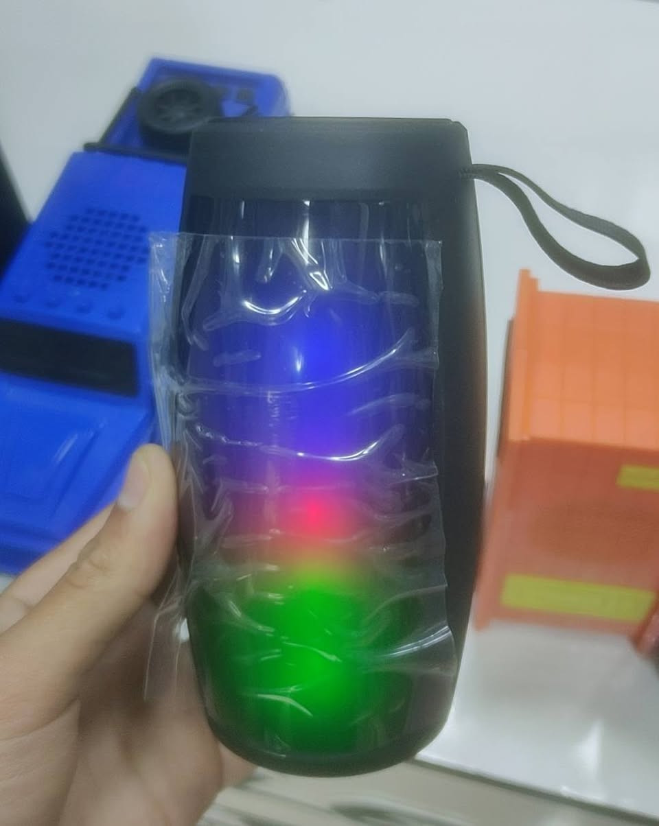 السلام عليكم زبائننا زبائن مركز المهندس 
سوينالكم عروض على سماعات ال MP3 Speaker
بعدة احجام واشكال واسعار وطبعا كلهن مرتبات وصوت عالي
🔴توفرن !!
ــــــ بالفرع الثاني 
ــــــ الموقع الصويرة شارع المبايلات نهاية شارع المركز #مكتب المهندس 2
#مركز-المهندس-للالكترونيات


**إذا كنت صاحب هذا الإعلان وتريد حذفه لأي سبب، رجاءا أرسل رسالة إلى الدعم الفني**